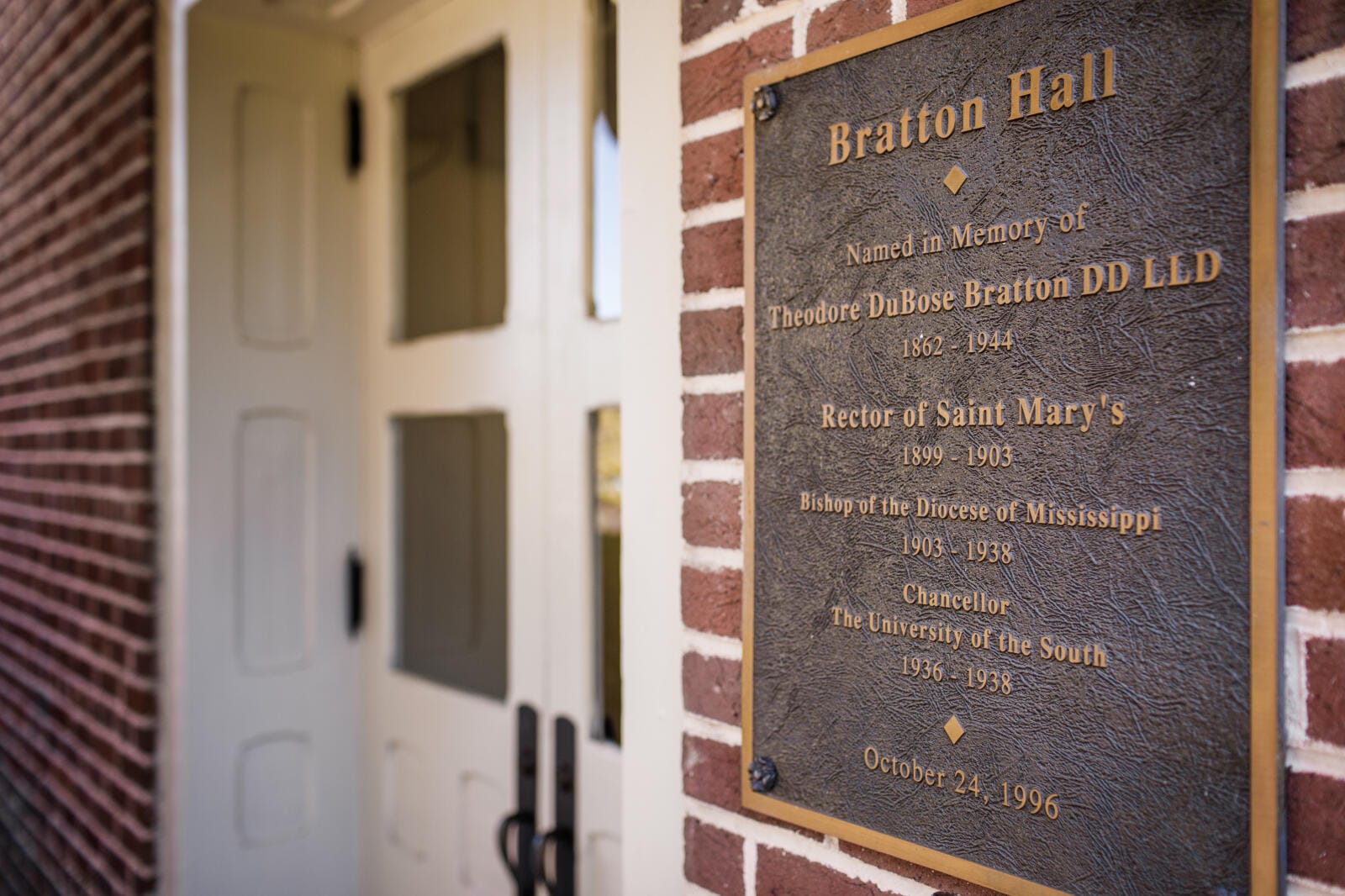 圣玛丽为学生铺就多国联申 “双保险”之路