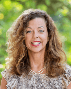 Jennifer Moran——音乐总监兼声乐教师